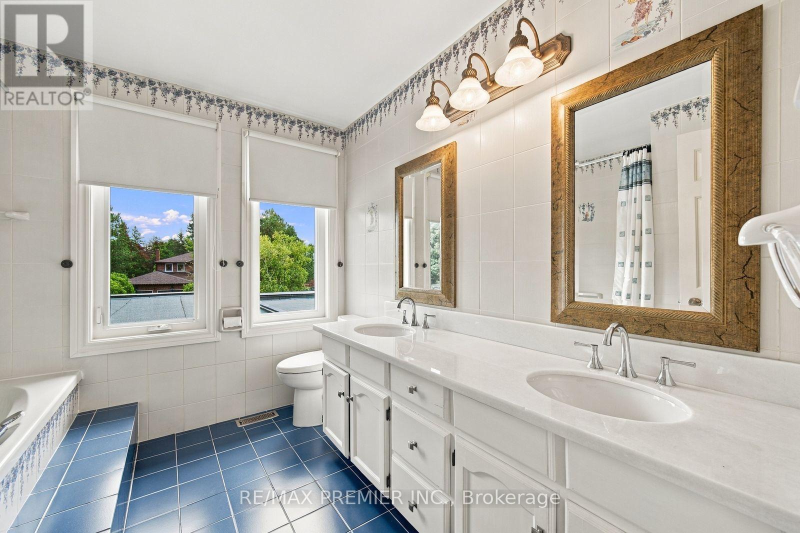 98 Cairnburg Place, Vaughan, Ontario  L4L 3L5 - Photo 39 - N13846192