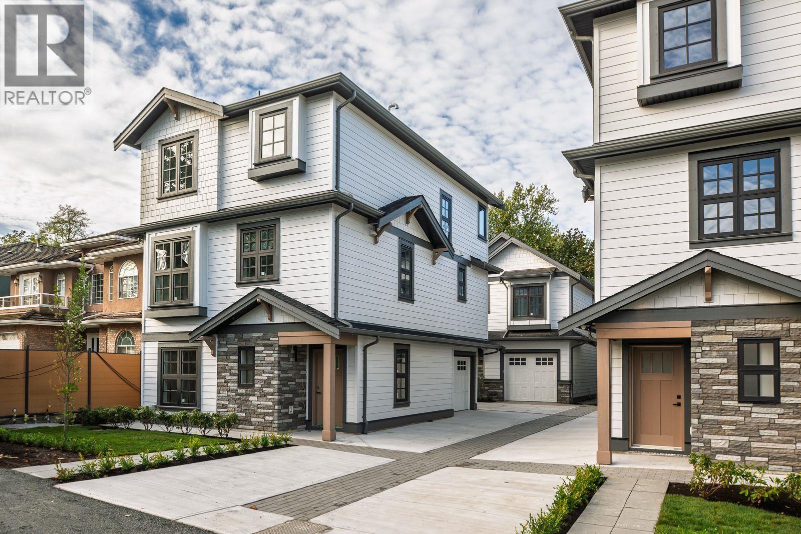 2 7609 COLDICUTT STREET, Burnaby, British Columbia