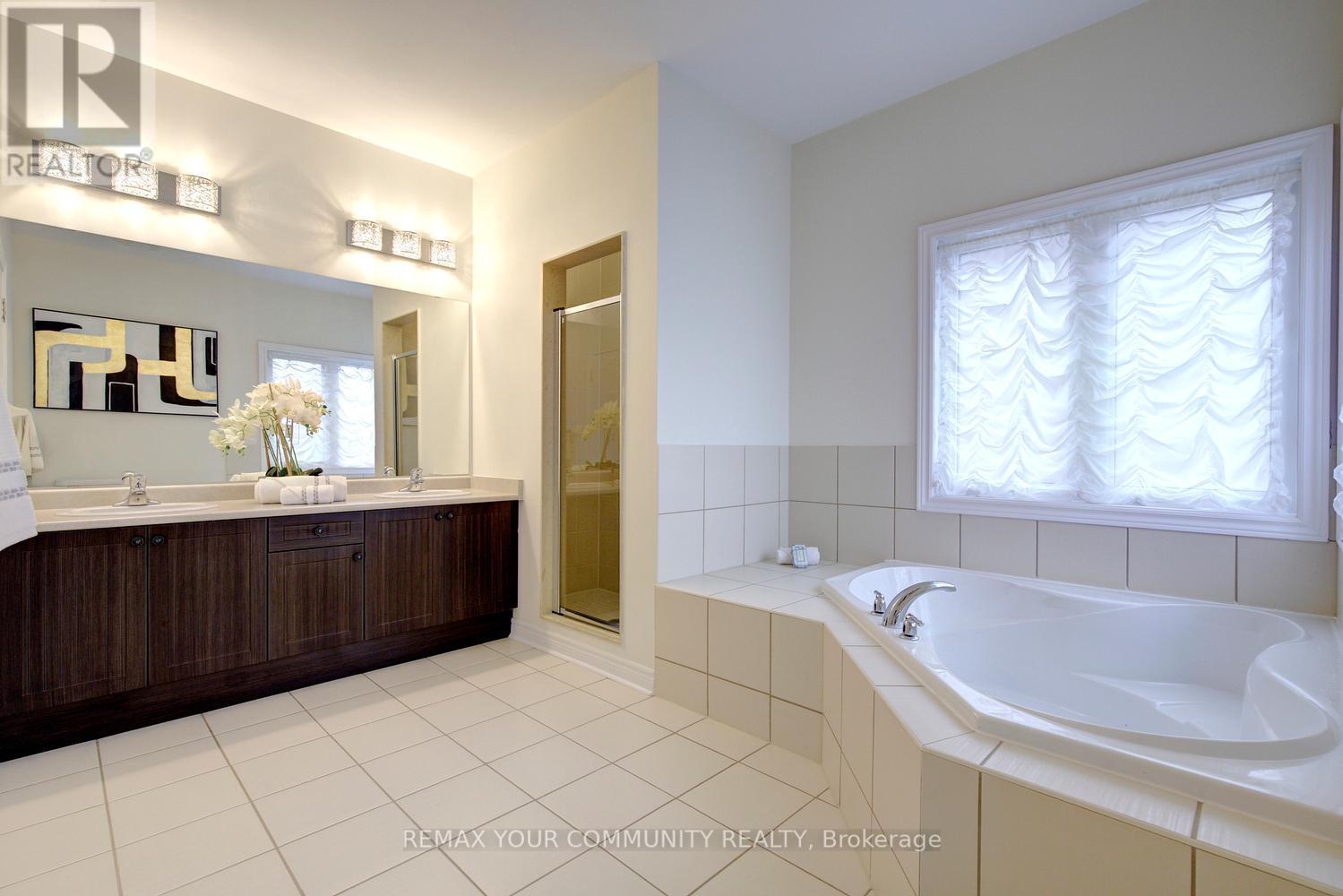 79 Chayna Crescent, Vaughan, Ontario  L6A 0N1 - Photo 38 - N13846362