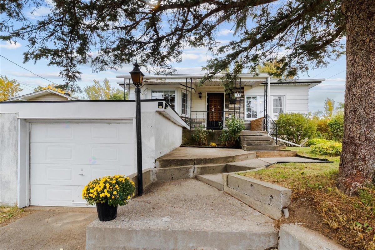 117 Rue St-Jean Châteauguay Quebec Canada H9S4Z2 2