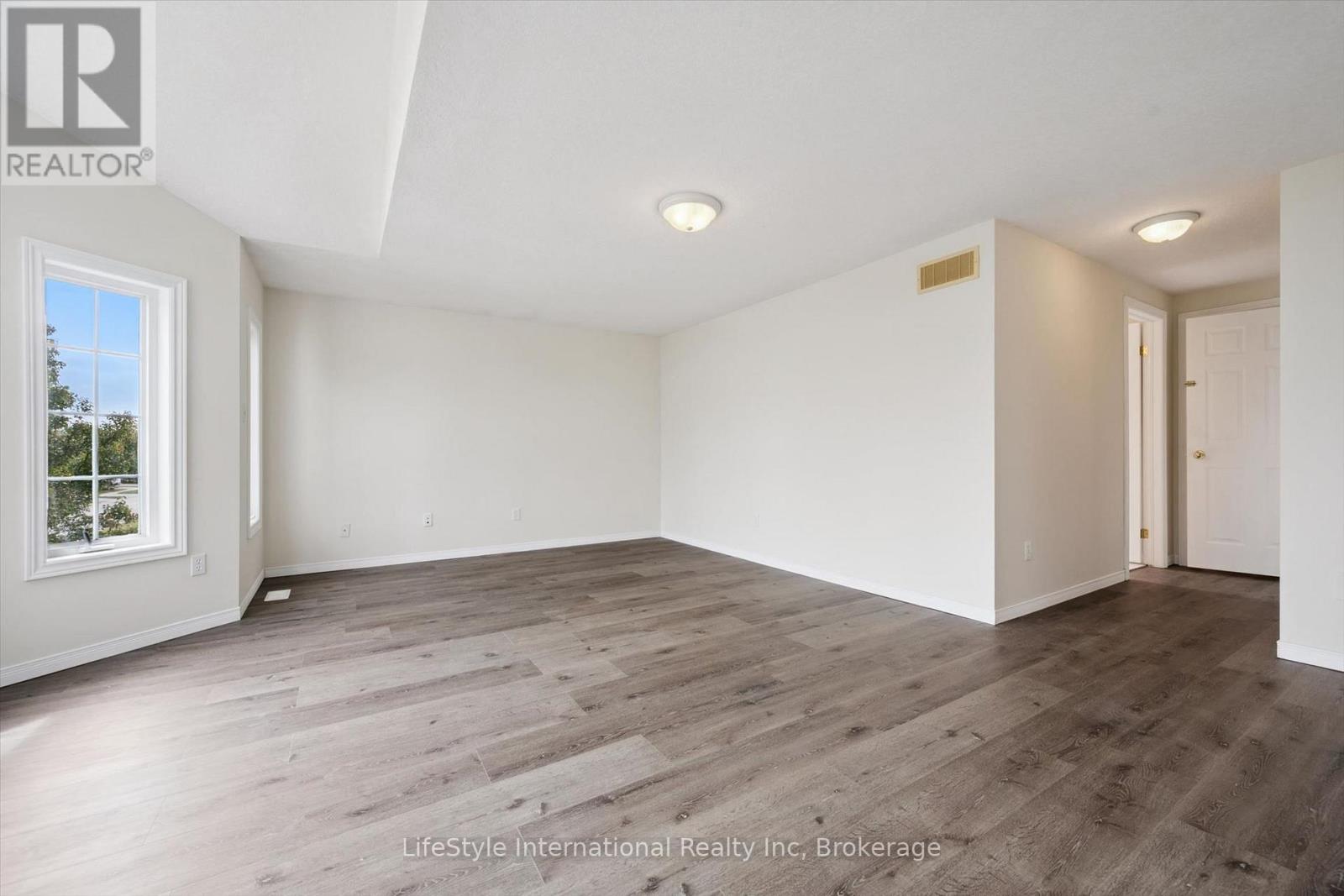 4 Davis Street, Guelph, Ontario  N1E 0A2 - Photo 32 - X13841214