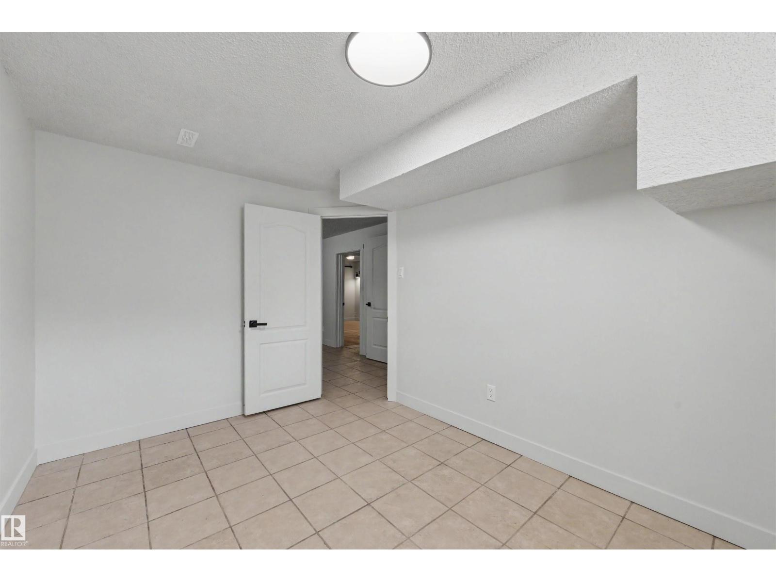 12944 117 ST NW