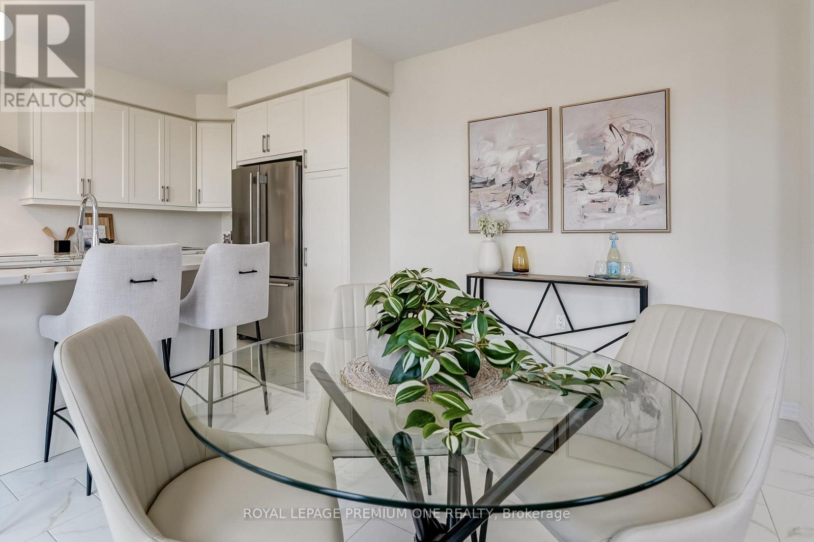 30 Percheron Court, Markham, Ontario  L6C 3T9 - Photo 14 - N13570934