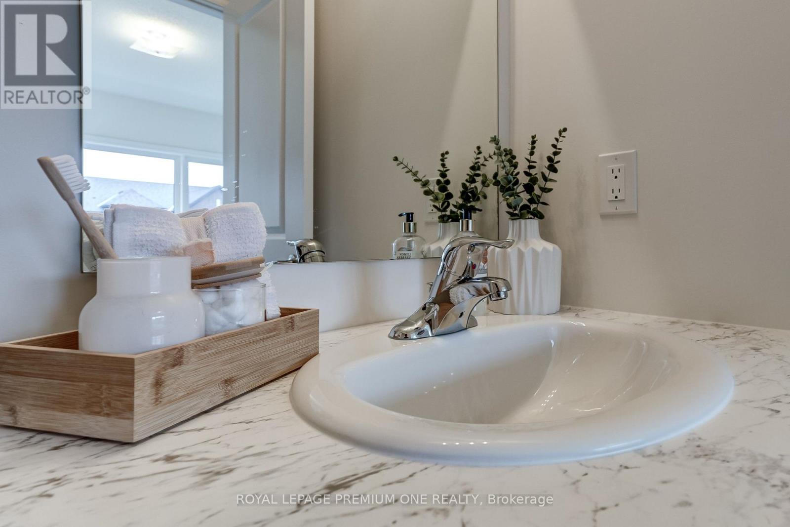 30 Percheron Court, Markham, Ontario  L6C 3T9 - Photo 29 - N13570934