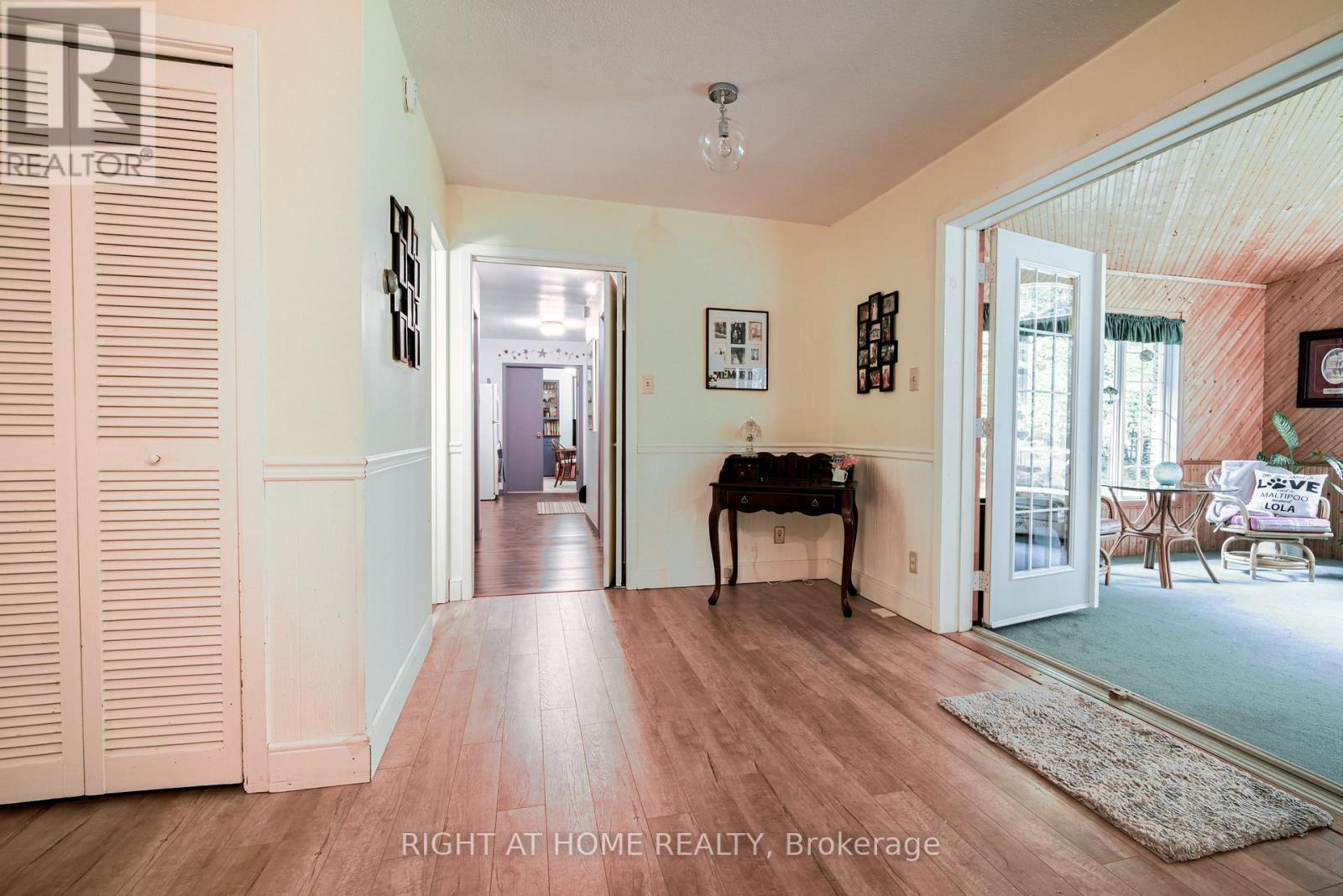 1602 County 92 Road, Springwater, Ontario  L0L 1P0 - Photo 24 - S13846106