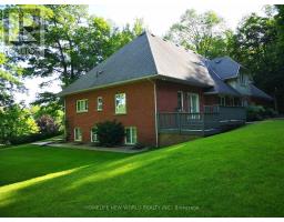 36 COUNTRY HEIGHTS DRIVE, Richmond Hill, Ontario