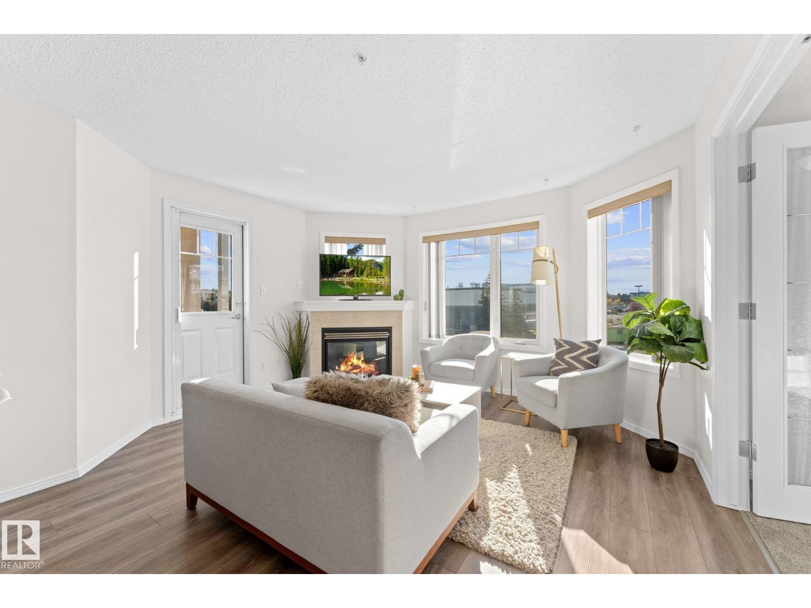 #207 2420 108 ST NW