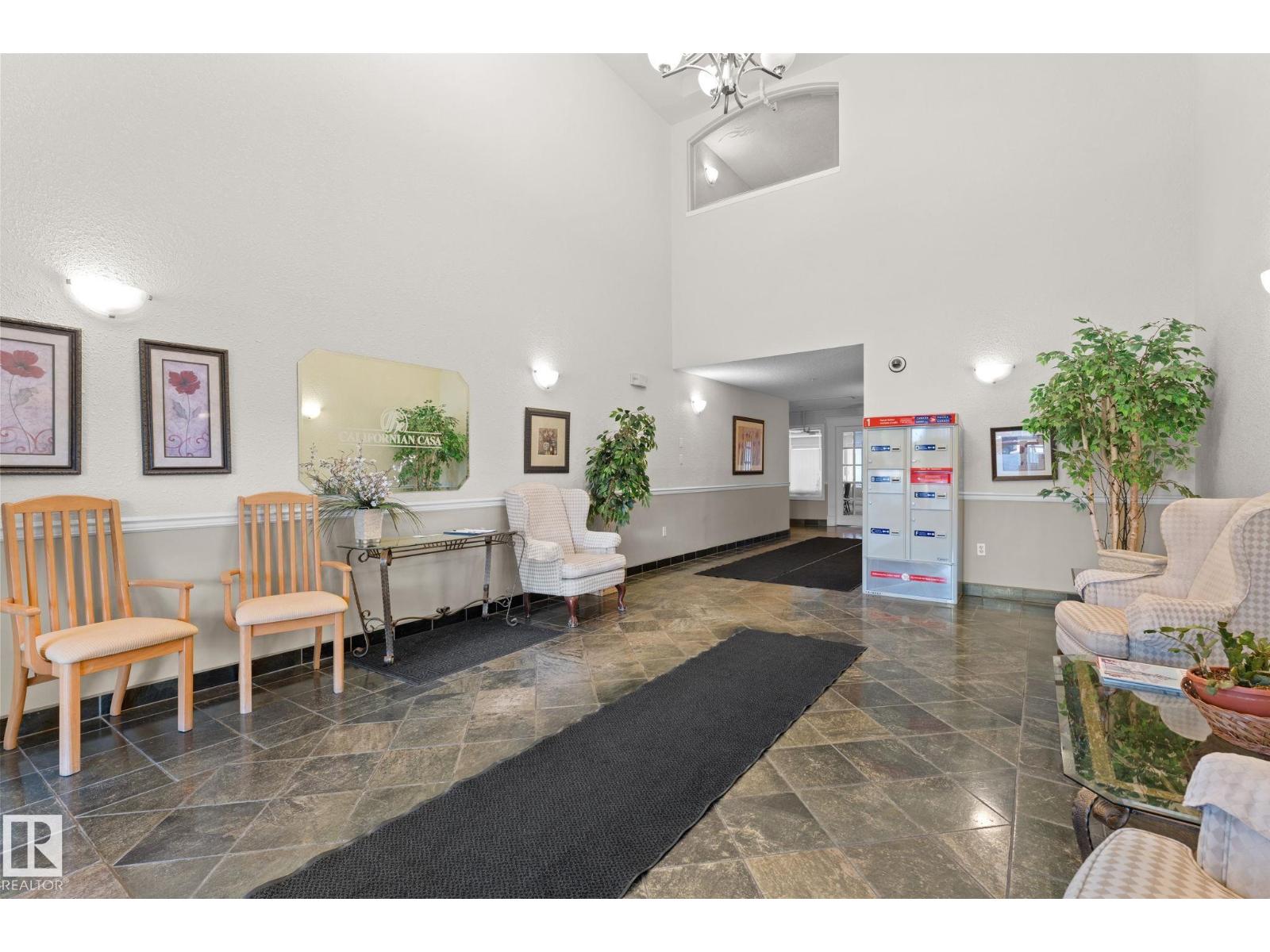 #207 2420 108 ST NW