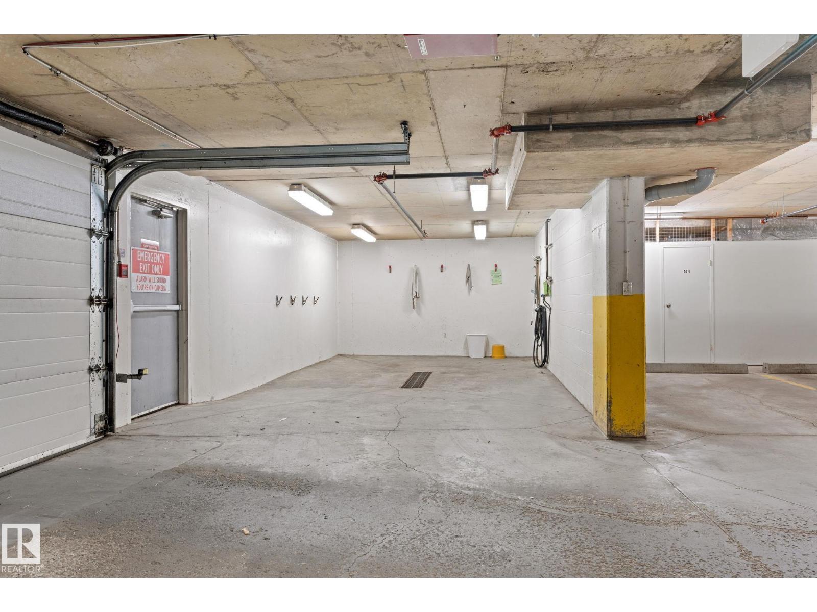 #207 2420 108 ST NW