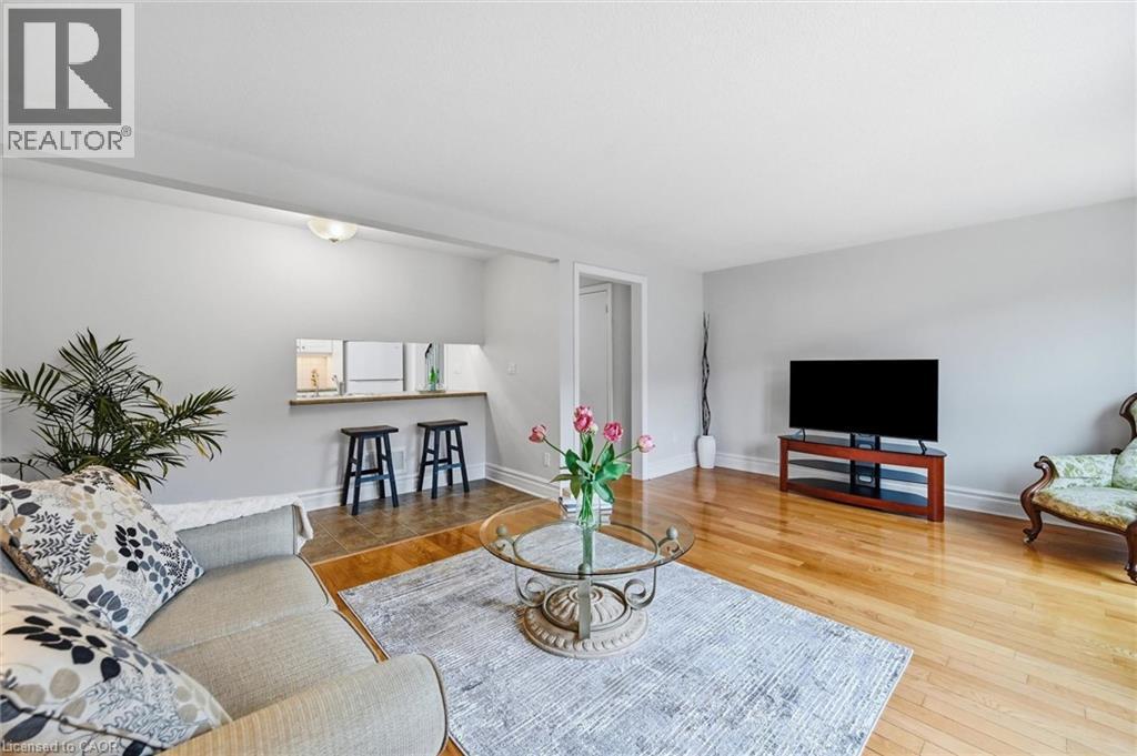 2066 Brant Street Unit# 2, Burlington, Ontario  L7P 3A6 - Photo 13 - 40850155
