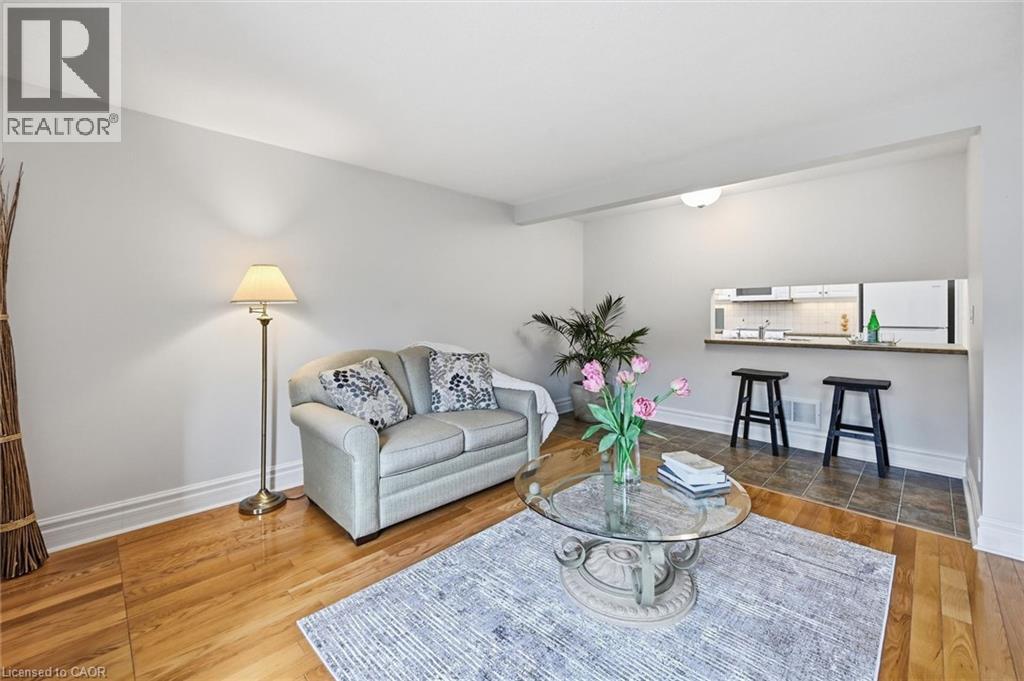 2066 Brant Street Unit# 2, Burlington, Ontario  L7P 3A6 - Photo 14 - 40850155