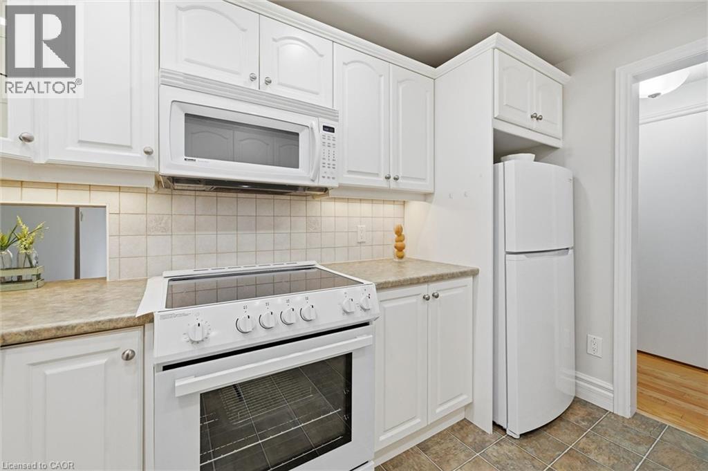 2066 Brant Street Unit# 2, Burlington, Ontario  L7P 3A6 - Photo 9 - 40850155