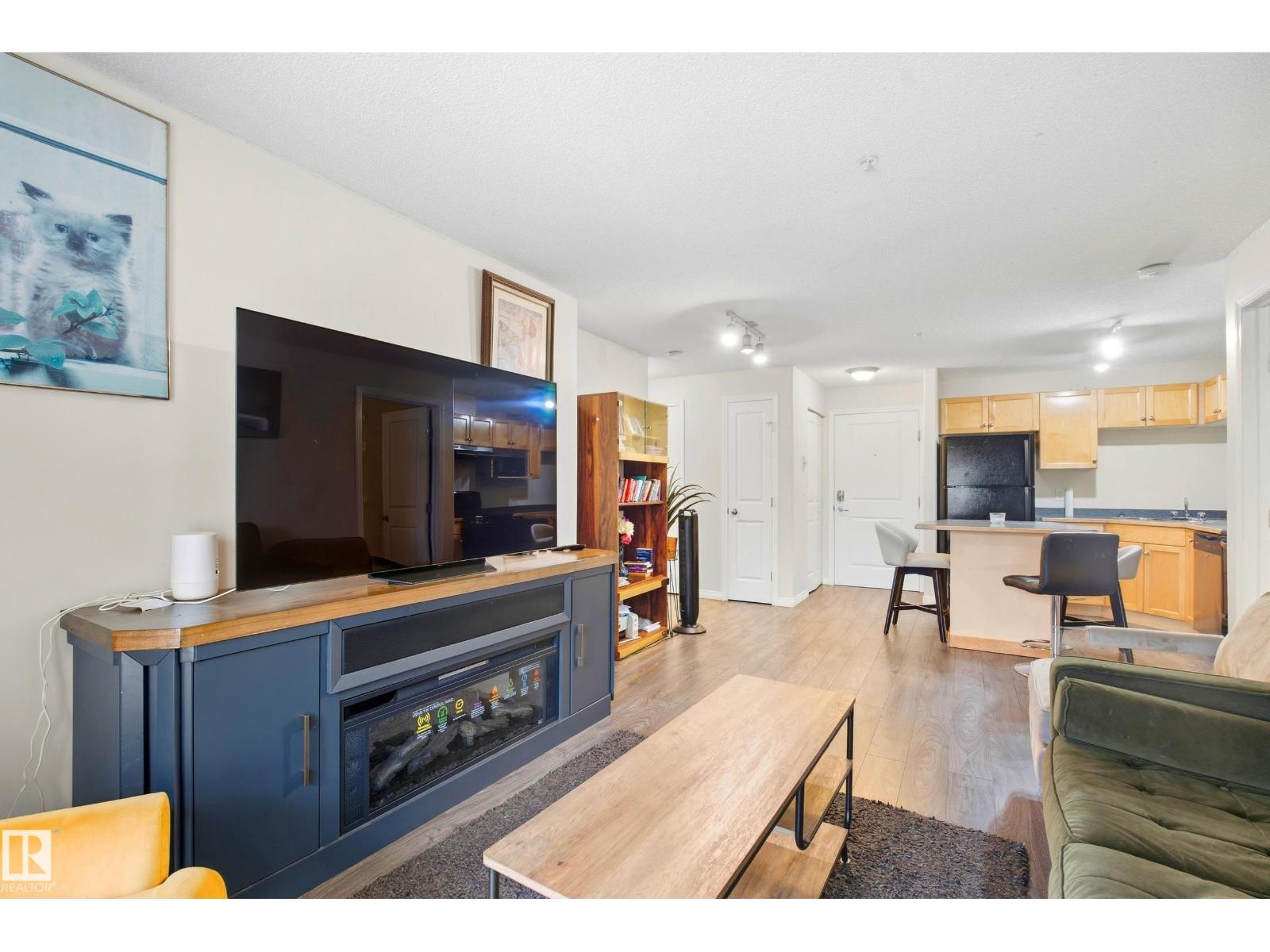 #203 245 EDWARDS DR SW