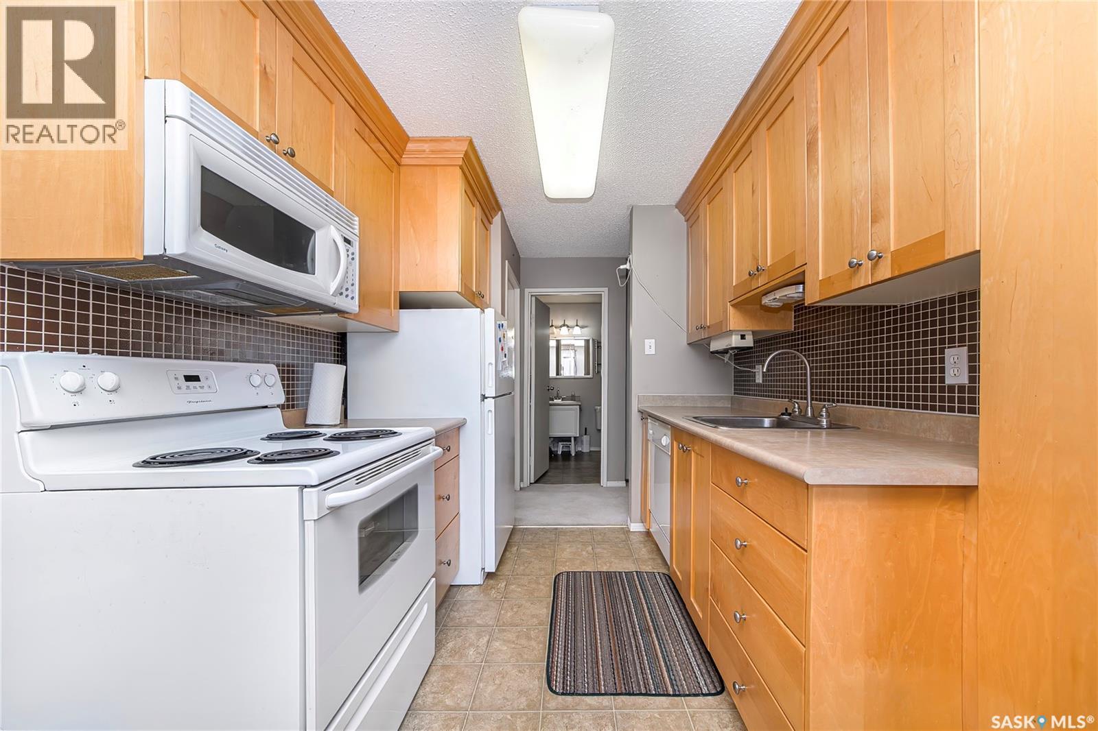 109 111 Wedge ROAD, Saskatoon, Saskatchewan