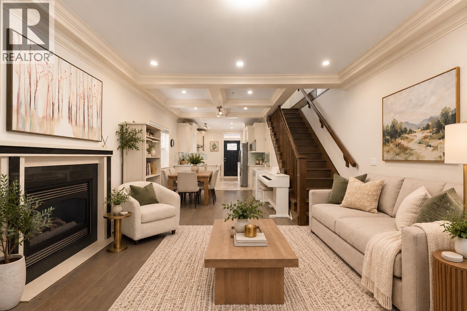 1176 E King Edward Avenue, Vancouver, British Columbia  V5V 2G2 - Photo 4 - R3171035