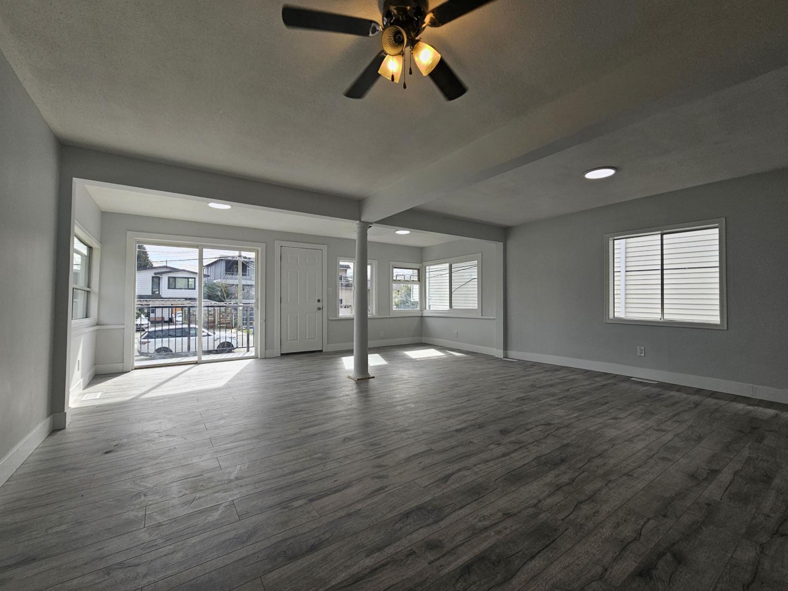 14729 Gordon Avenue, White Rock, British Columbia  V4B 2A6 - Photo 7 - R3139197