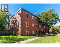 3 APPLEWOOD Avenue Unit# 1, stoney creek, Ontario