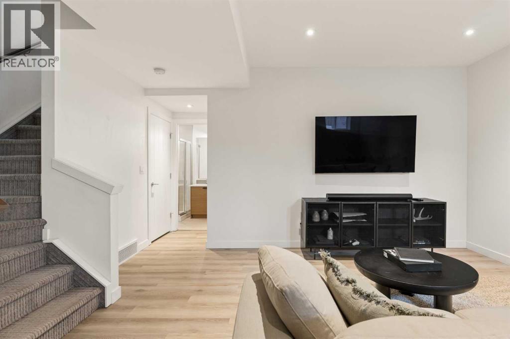 2920 15 Street SW