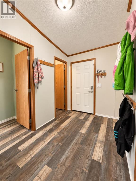 6, 115025 Township Road 584