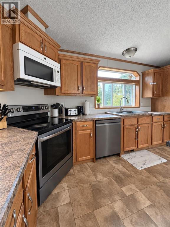 6, 115025 Township Road 584