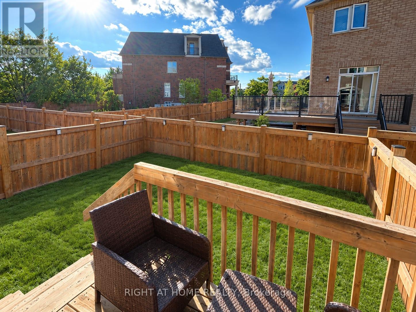 3031 Rivertrail Common, Oakville, Ontario  L6M 0Z1 - Photo 24 - W13846354