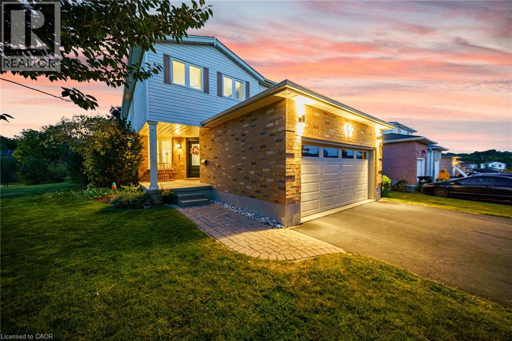 99 Beechmanor Crescent, Kitchener, Ontario  N2N 3H5 - Photo 3 - 40867233