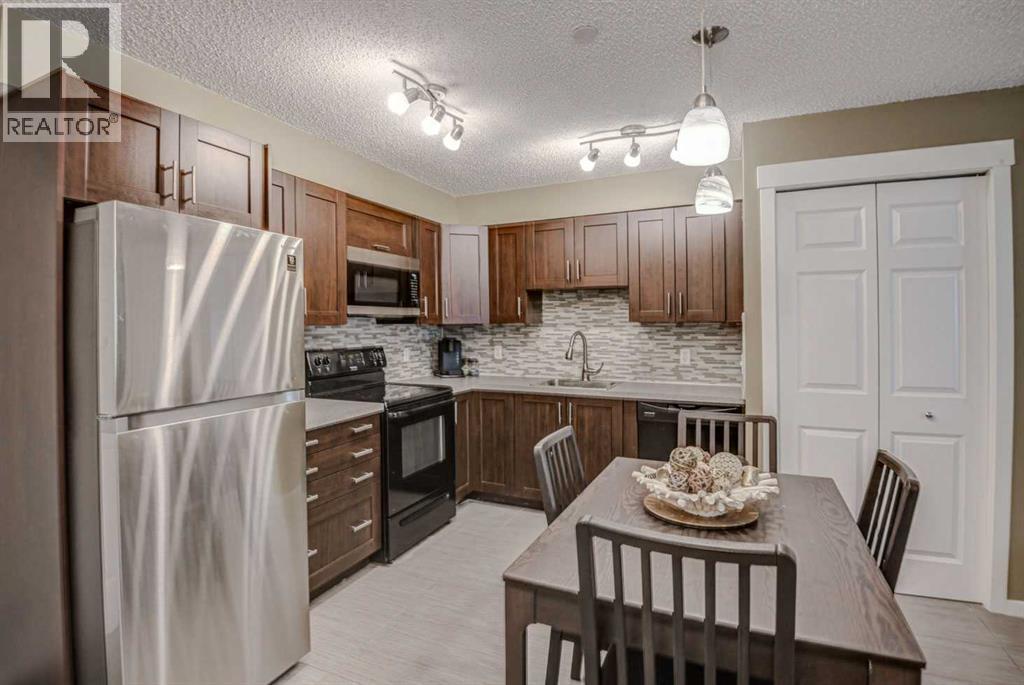 2108, 279 Copperpond Common SE