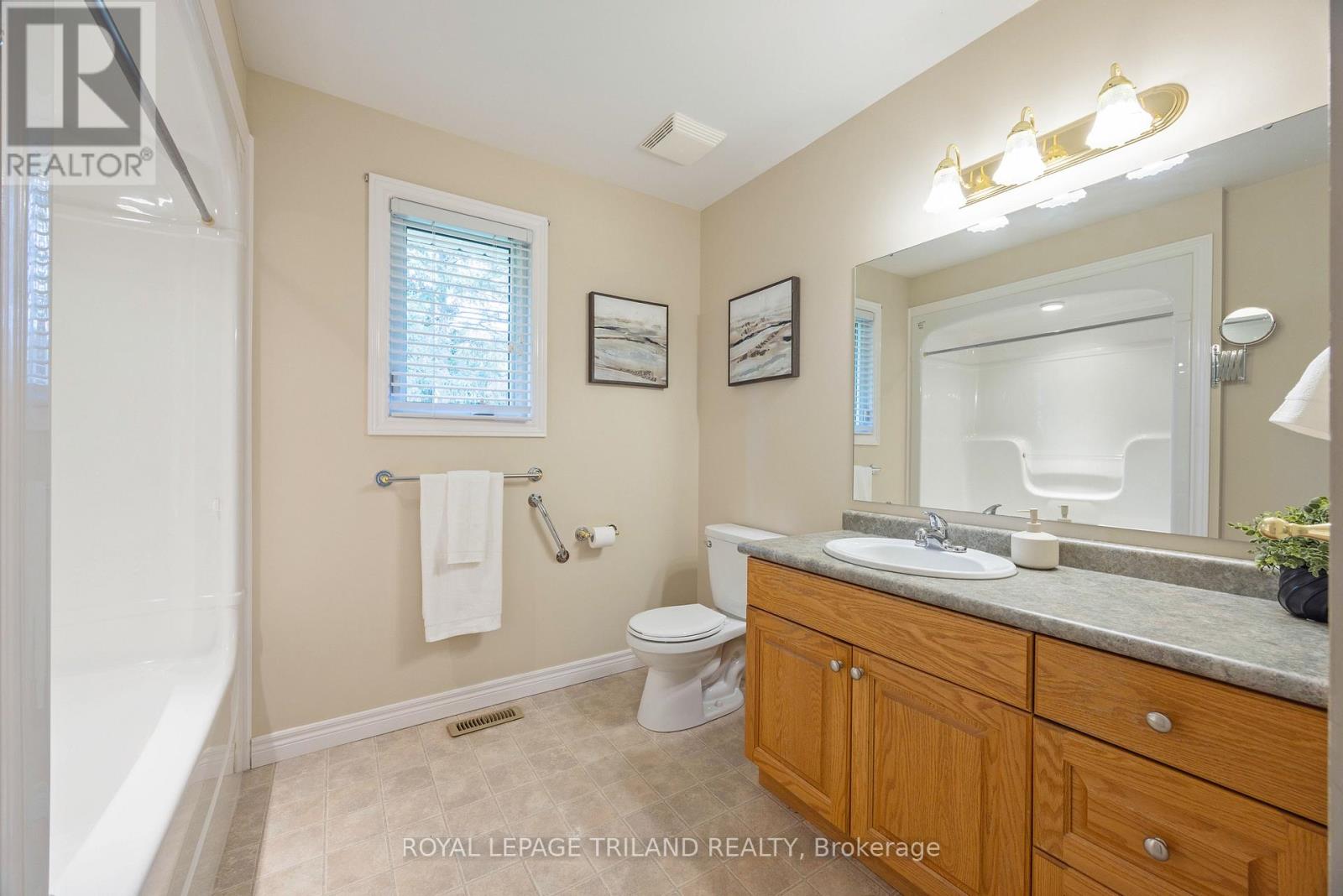 10001 Wellington Road, Southwold, Ontario  N5P 3T1 - Photo 23 - X13846530