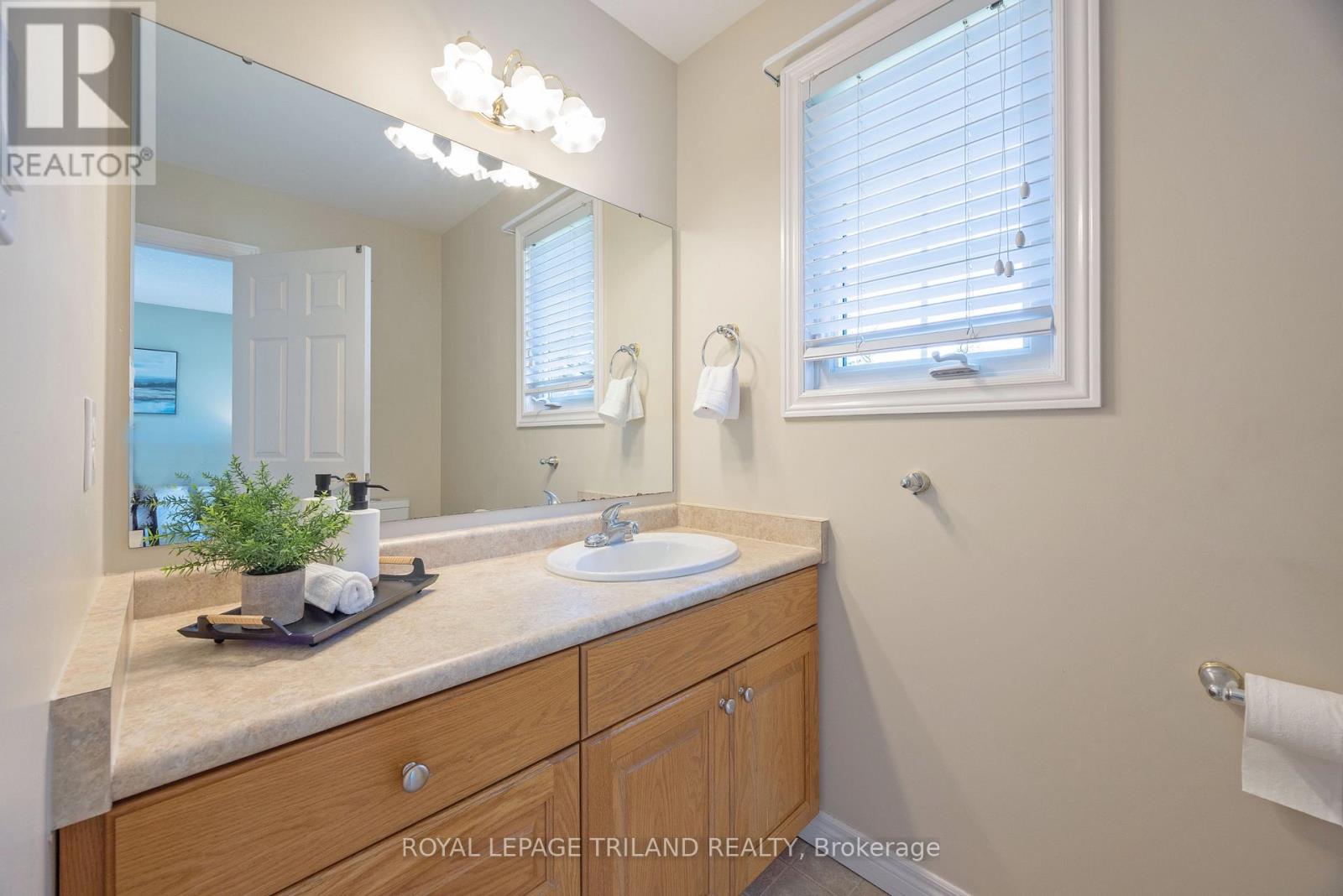 10001 Wellington Road, Southwold, Ontario  N5P 3T1 - Photo 27 - X13846530