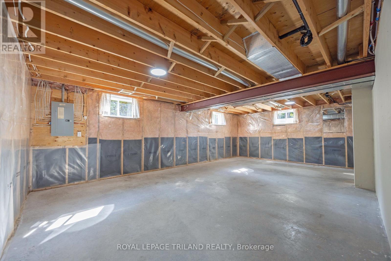 10001 Wellington Road, Southwold, Ontario  N5P 3T1 - Photo 29 - X13846530