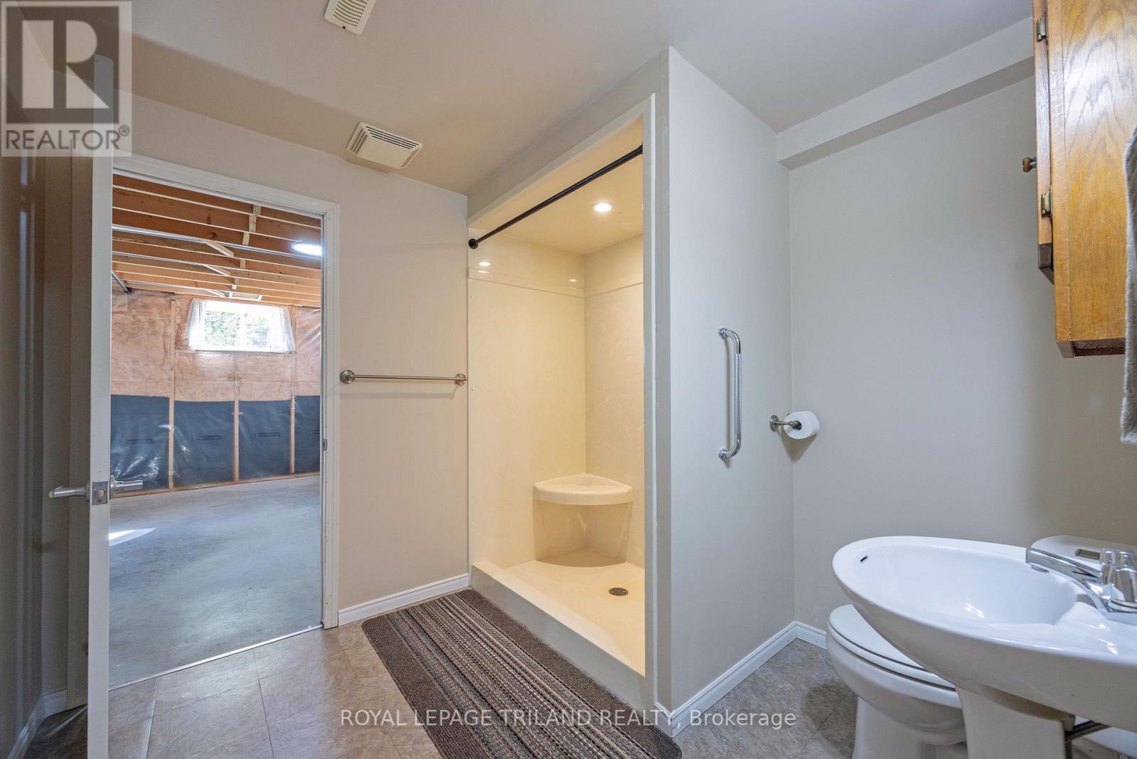 10001 Wellington Road, Southwold, Ontario  N5P 3T1 - Photo 33 - X13846530