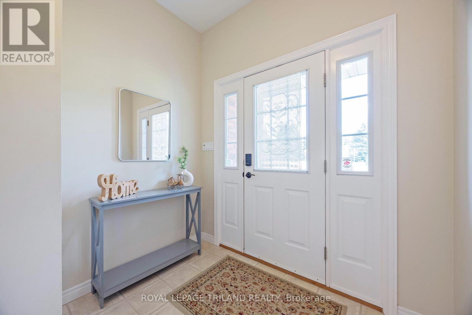 10001 Wellington Road, Southwold, Ontario  N5P 3T1 - Photo 7 - X13846530