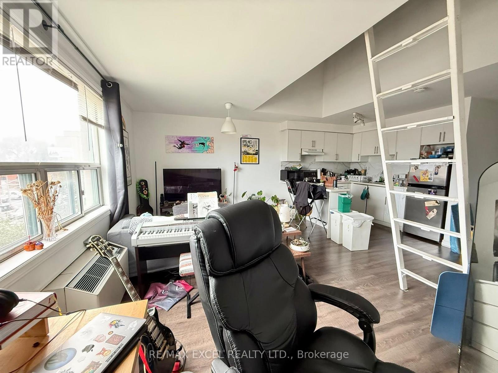 304 - 666 St Clair Avenue, Toronto, Ontario  M6C 1B1 - Photo 13 - C13846532