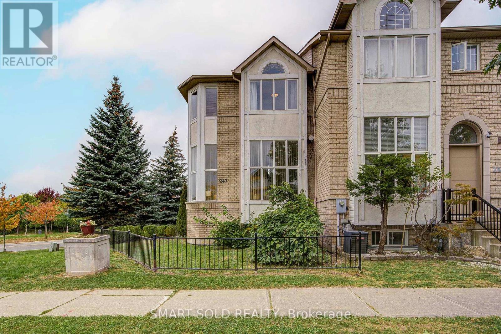 247 Shirley Drive, Richmond Hill, Ontario  L4S 1T9 - Photo 2 - N13846464