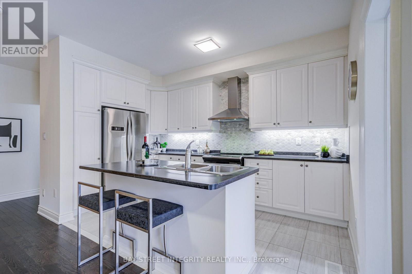 202 Vivant Street, Newmarket, Ontario  L3X 0K7 - Photo 16 - N13846506