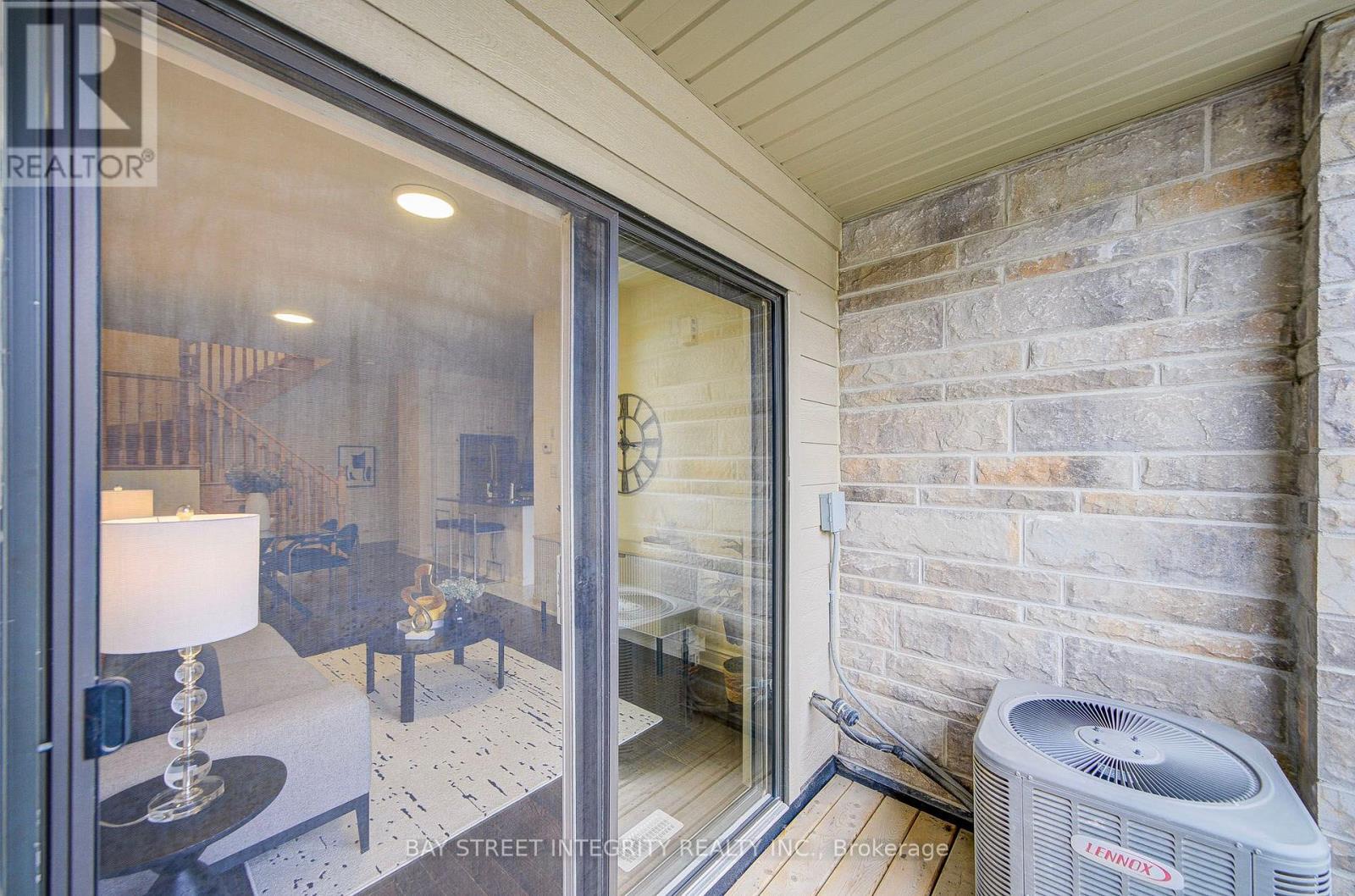 202 Vivant Street, Newmarket, Ontario  L3X 0K7 - Photo 32 - N13846506