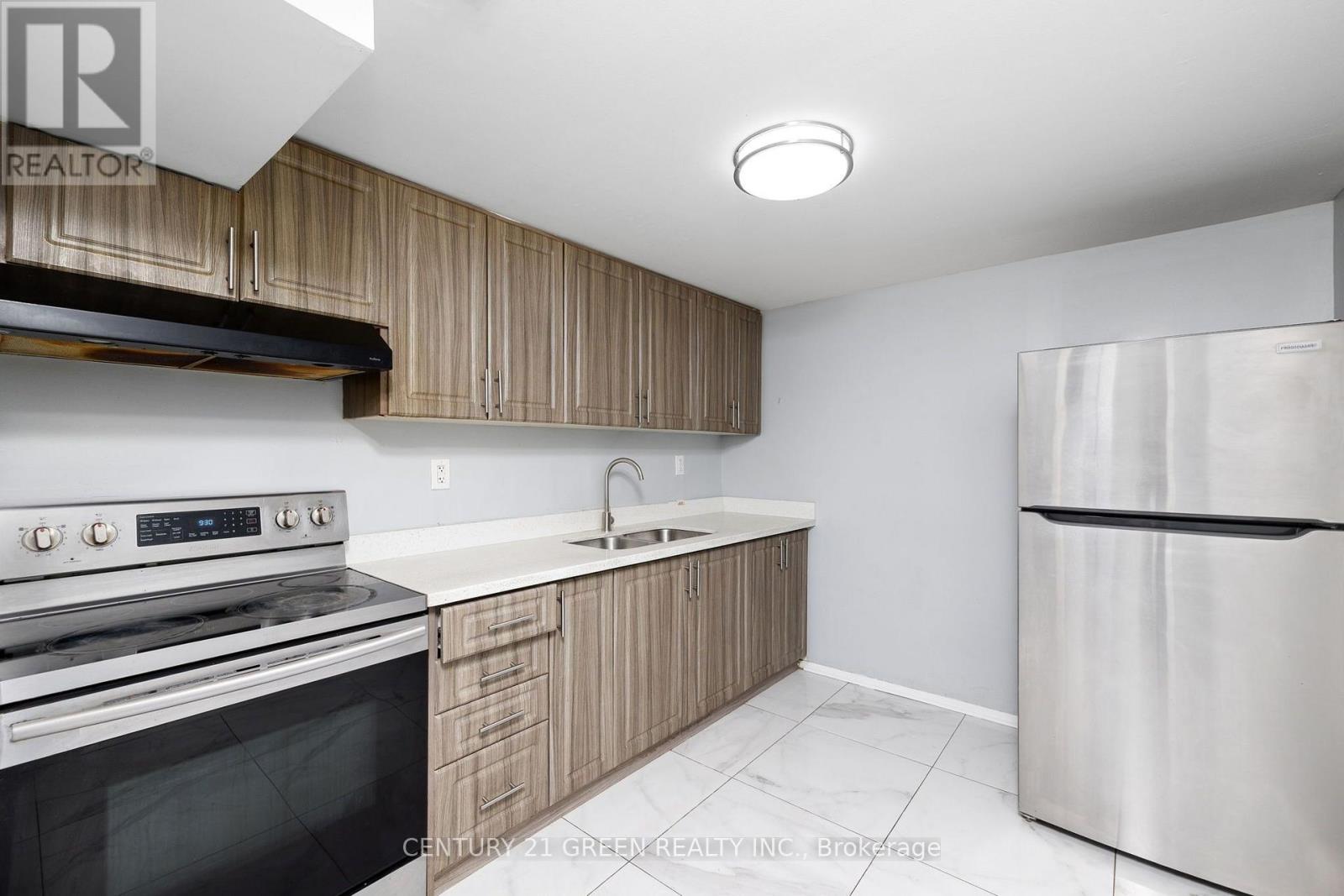 15 Lady Stewart Boulevard, Brampton, Ontario  L6S 3Y2 - Photo 24 - W13846454