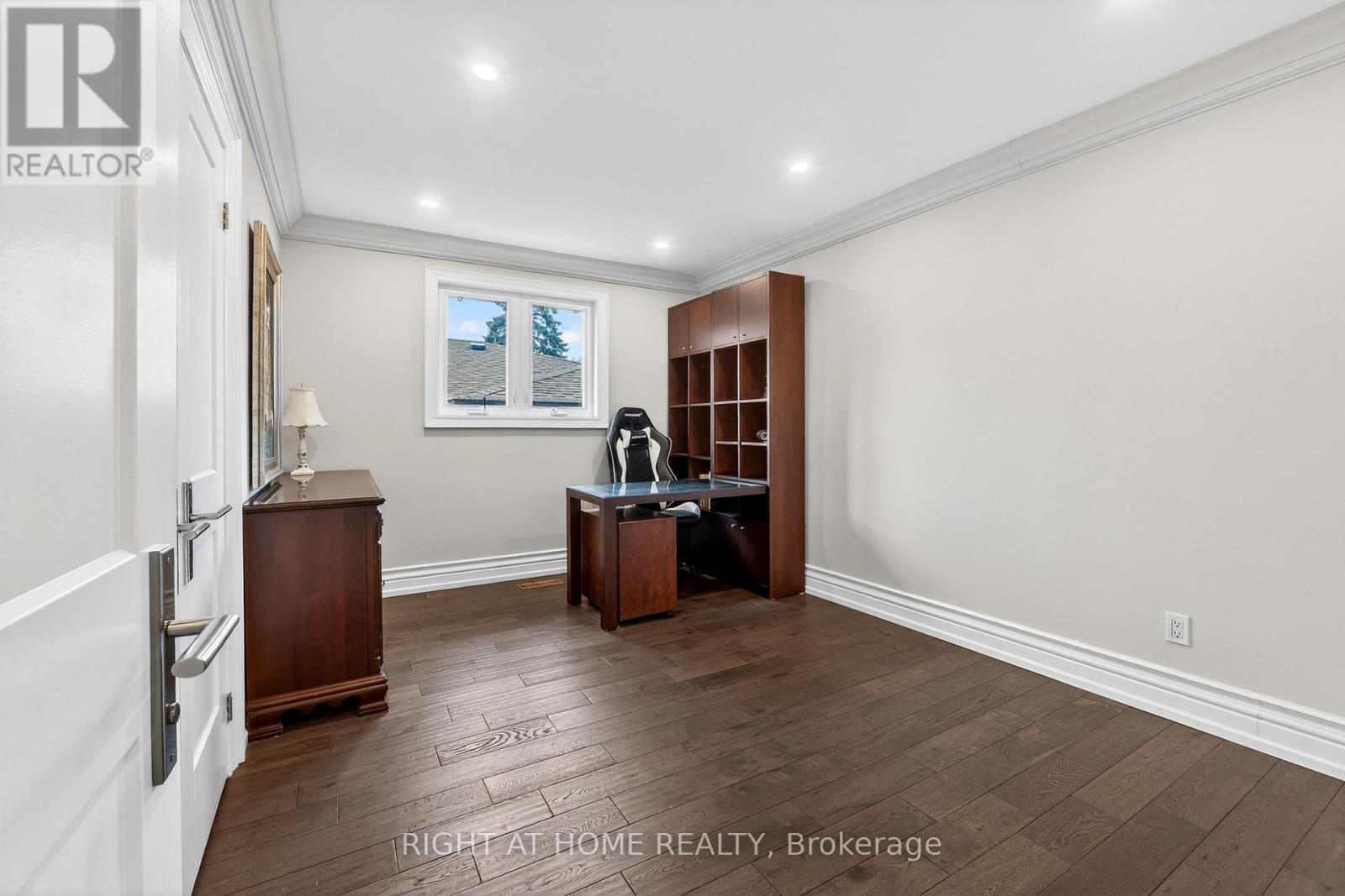 397 Maple Leaf Drive, Toronto, Ontario  M6L 1P4 - Photo 14 - W13846522