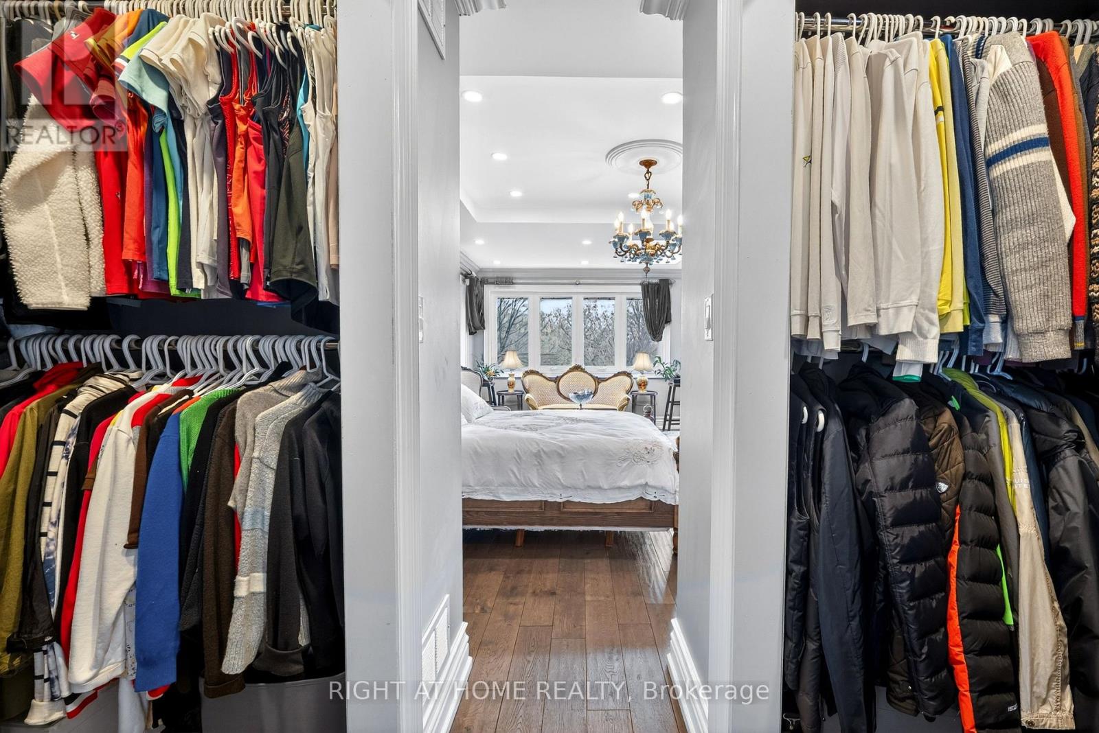 397 Maple Leaf Drive, Toronto, Ontario  M6L 1P4 - Photo 21 - W13846522