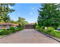 397 MAPLE LEAF DRIVE, Toronto, Ontario