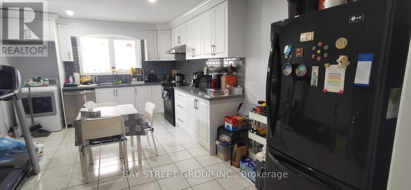 Main - 191 Pleasant Avenue, Toronto, Ontario  M2M 1M4 - Photo 4 - C13846546