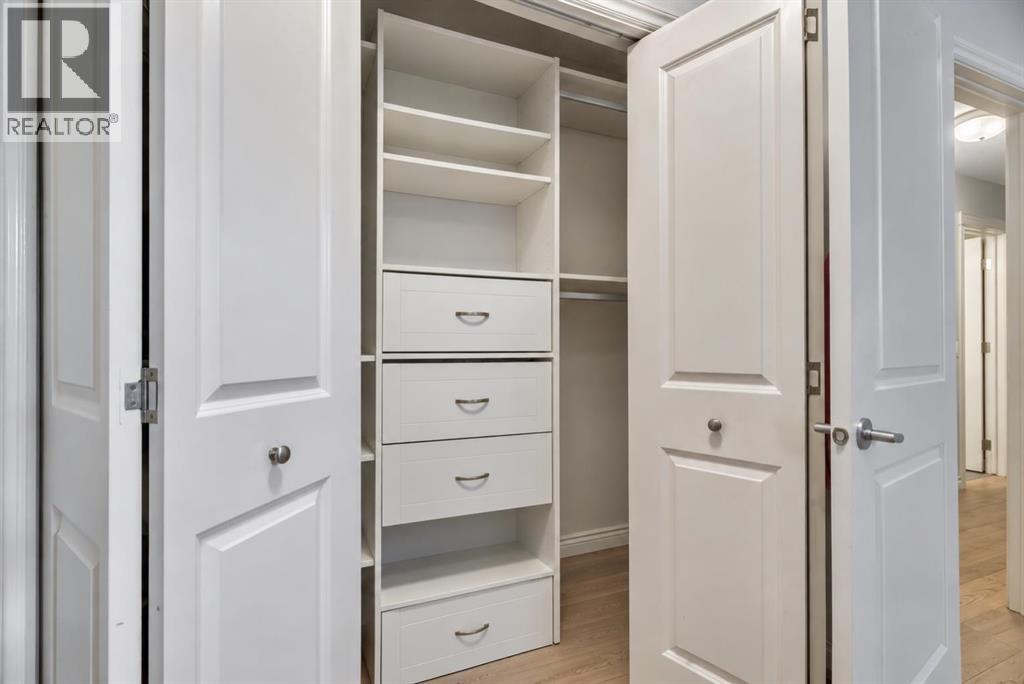 103, 222 5 Avenue NE