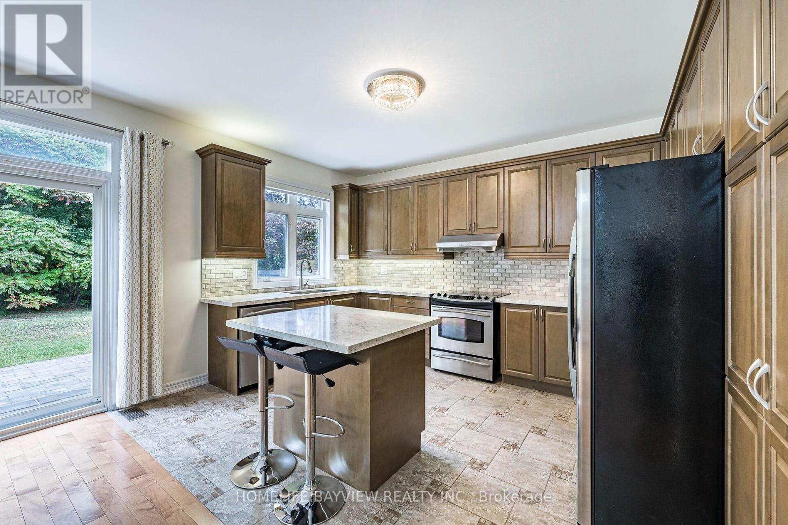 8 Matisse Trail, Vaughan, Ontario  L4J 9A5 - Photo 12 - N13846576