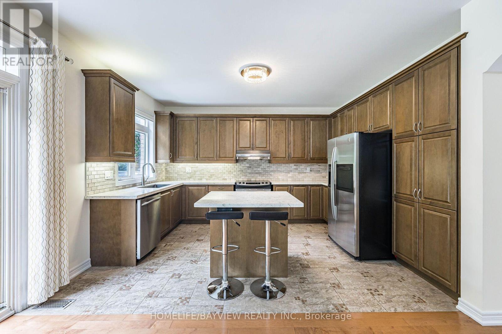 8 Matisse Trail, Vaughan, Ontario  L4J 9A5 - Photo 13 - N13846576