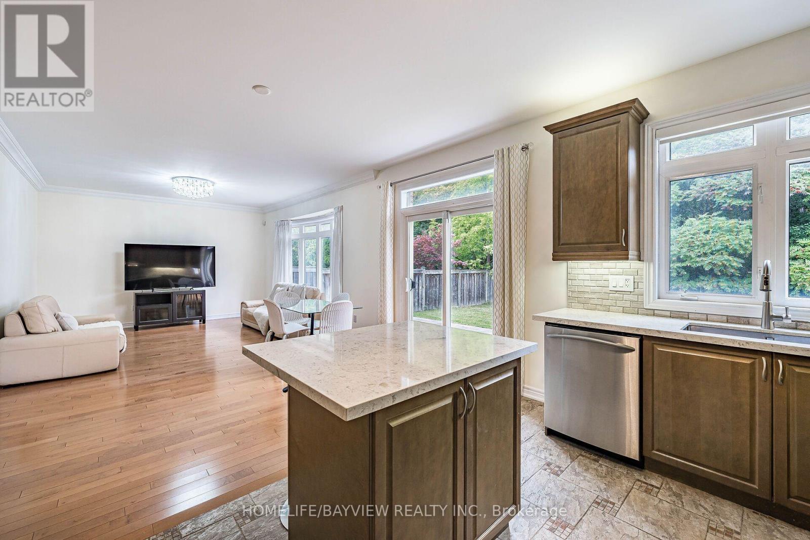 8 Matisse Trail, Vaughan, Ontario  L4J 9A5 - Photo 15 - N13846576