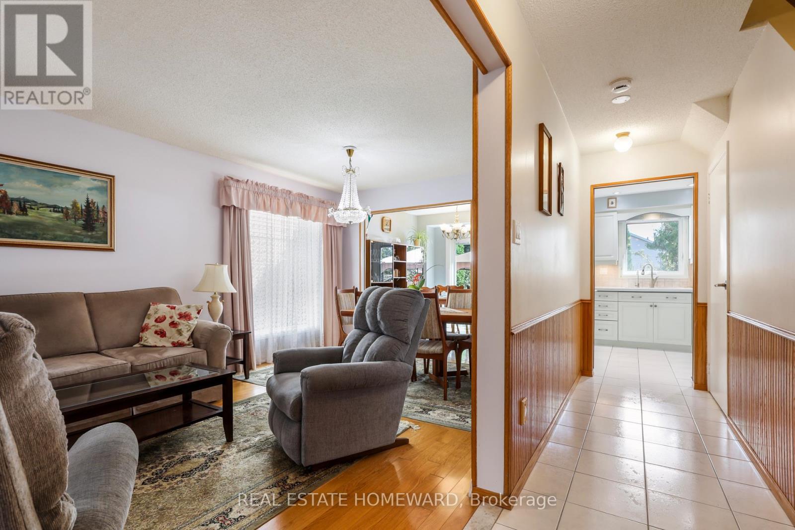 6399 Colebrook Crescent, Mississauga, Ontario  L5N 3E3 - Photo 11 - W13846568