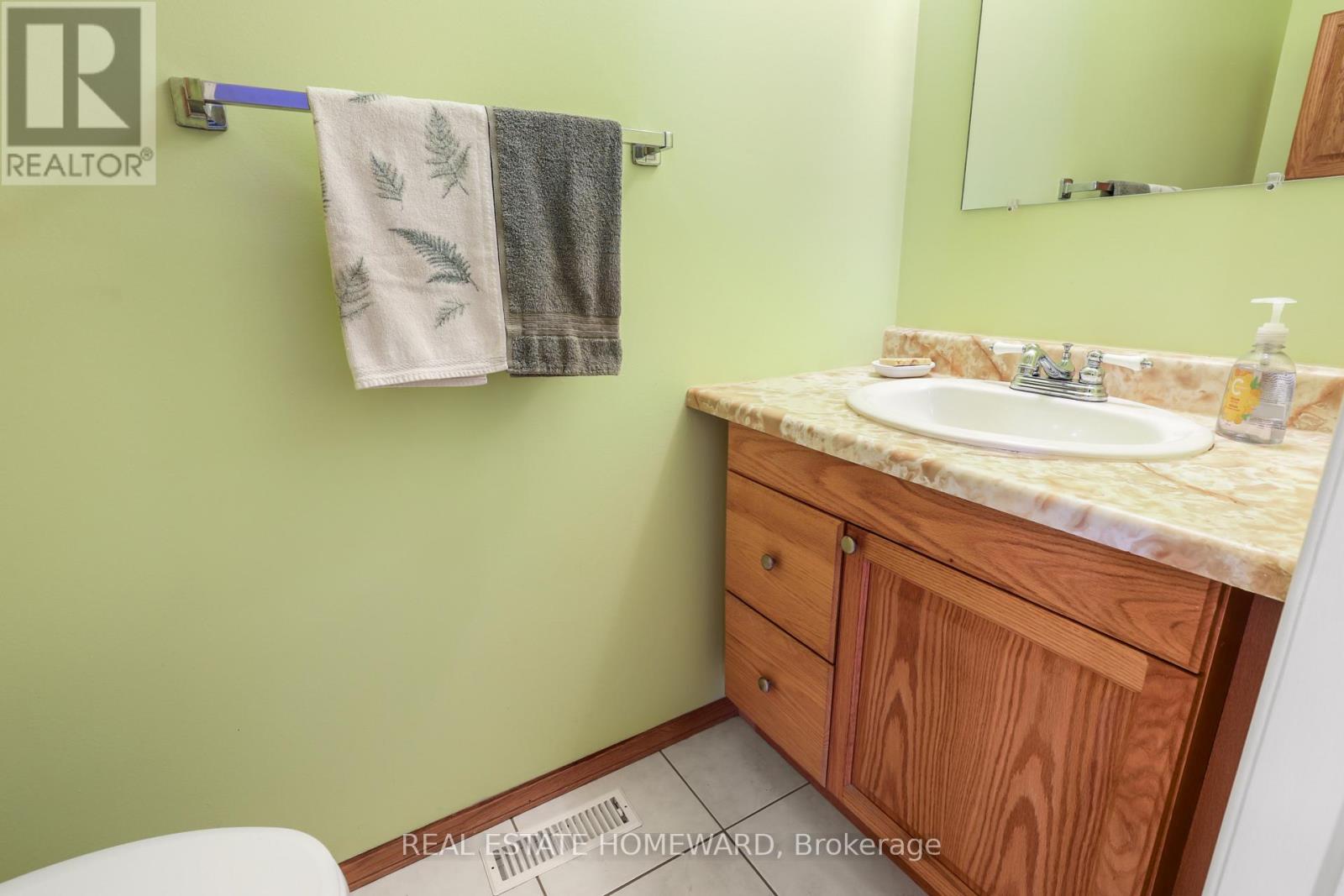 6399 Colebrook Crescent, Mississauga, Ontario  L5N 3E3 - Photo 18 - W13846568