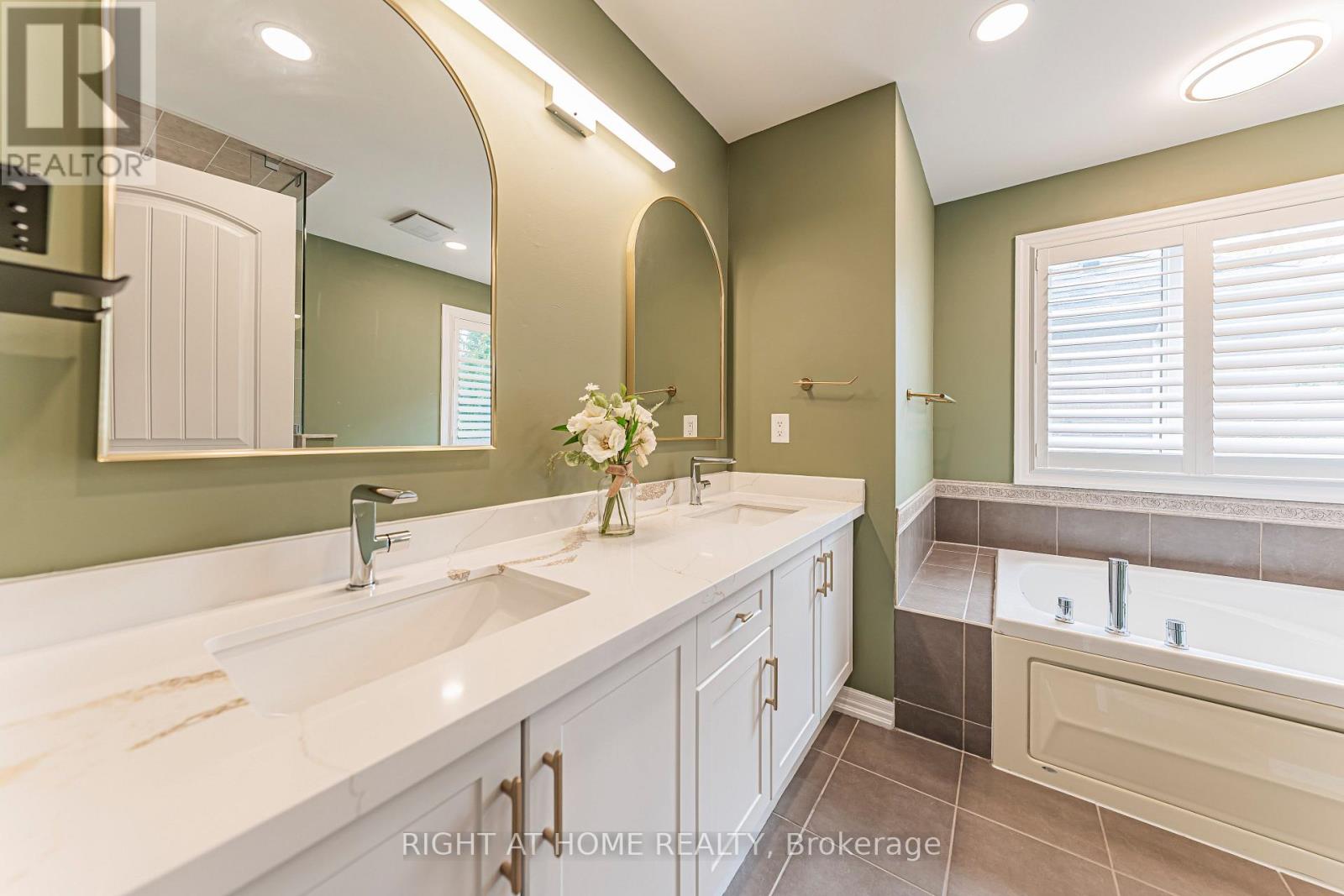 211 Holloway Terrace, Milton, Ontario  L9T 0R8 - Photo 23 - W13846570