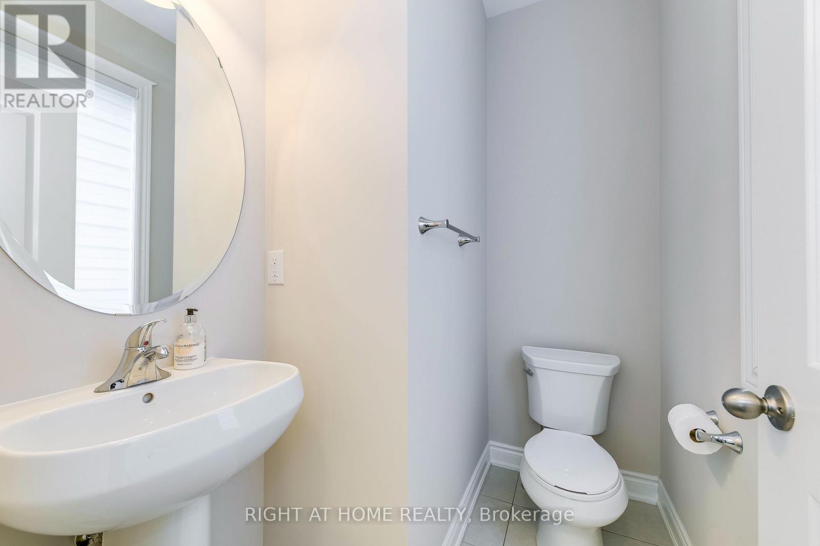 537 Terrace Way, Oakville, Ontario  L6M 1N6 - Photo 11 - W13846572