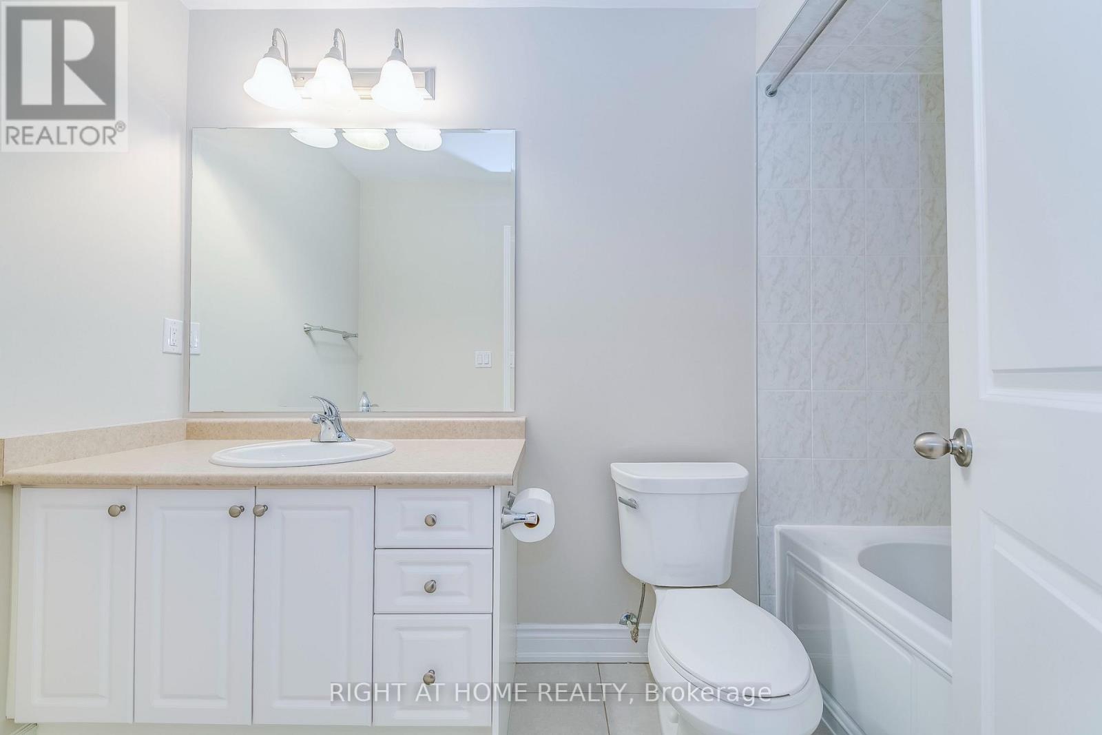 537 Terrace Way, Oakville, Ontario  L6M 1N6 - Photo 17 - W13846572